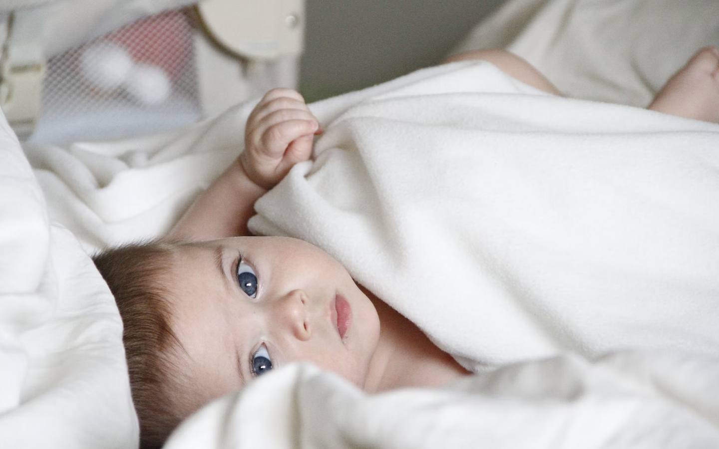 Top 10 tips for choosing baby clothing and accessories
